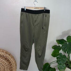 Adidas Aeroready workout jogger pants
